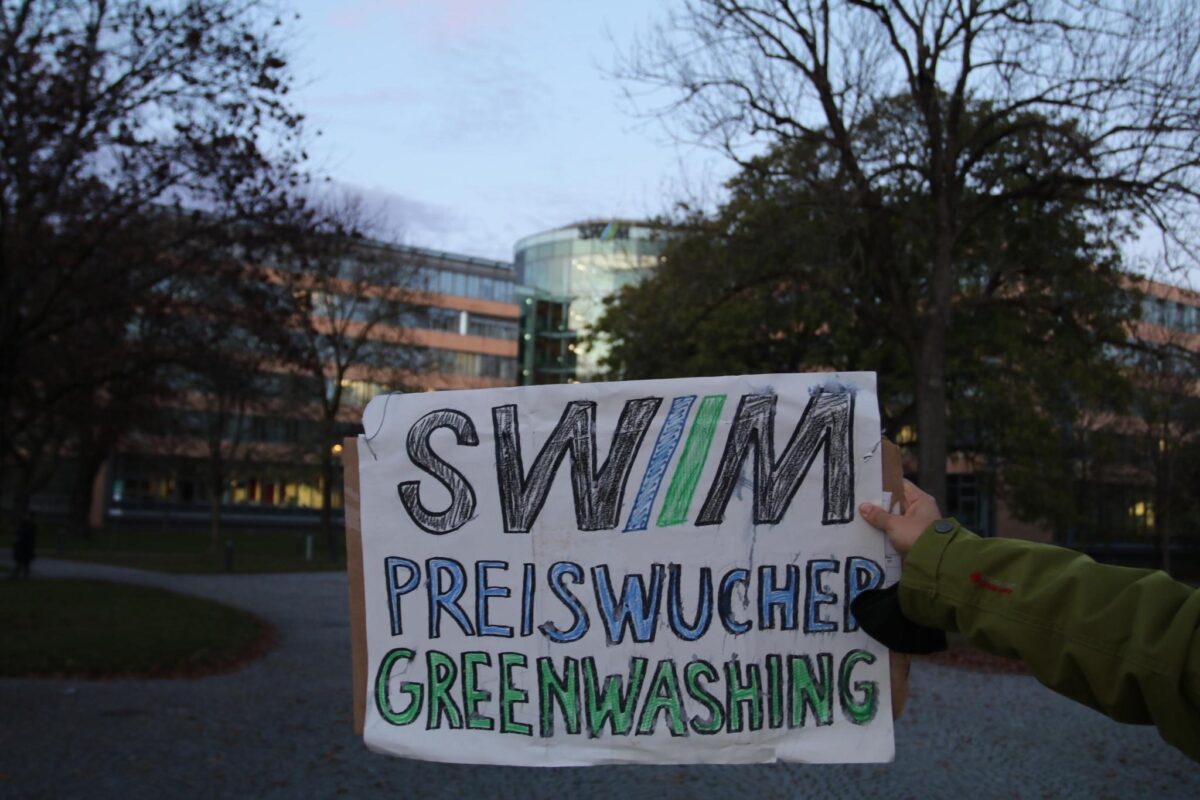 SWM: Kreative Aktion gegen Teuerungen und Greenwashing